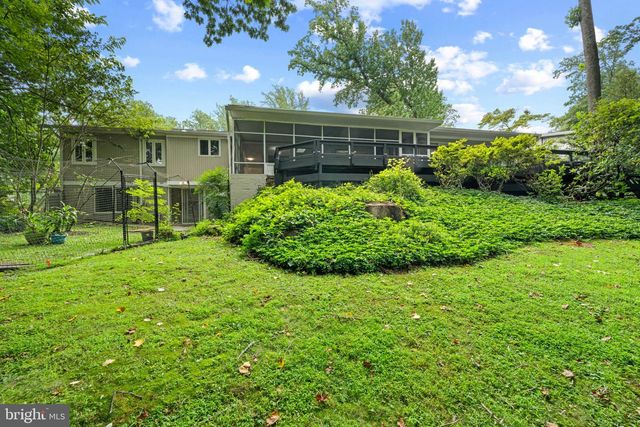 8206 CRANWOOD CT, Pikesville, MD 21208