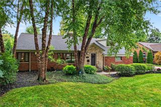 1330 E Melrose Drive, Westlake, OH 44145