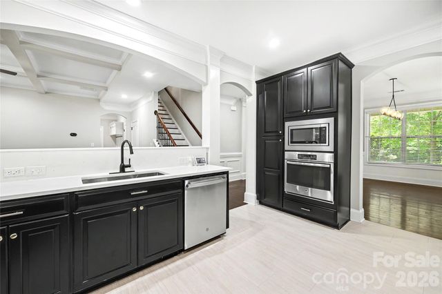4624 Pebble Run Drive, Matthews, NC 28105