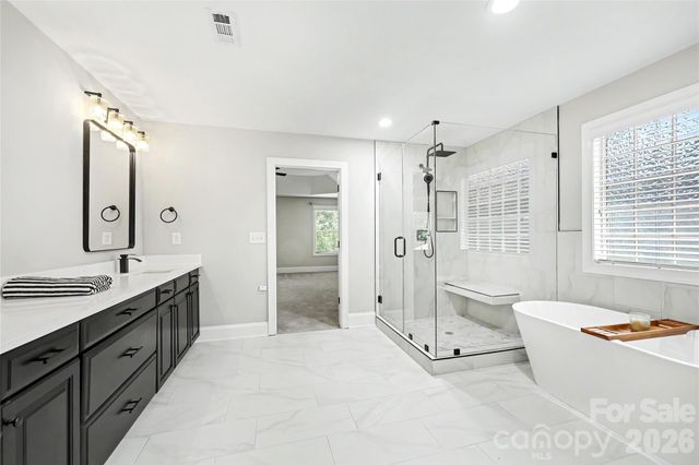 4624 Pebble Run Drive, Matthews, NC 28105
