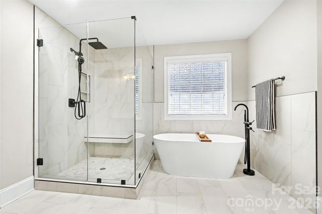 4624 Pebble Run Drive, Matthews, NC 28105