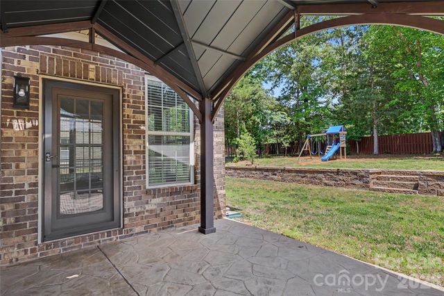 4624 Pebble Run Drive, Matthews, NC 28105