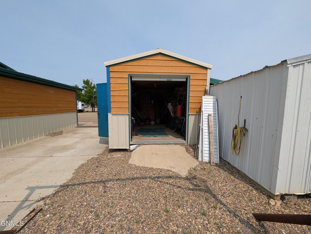 501 North Central Avenue, Sidney, MT 59270 photo 12