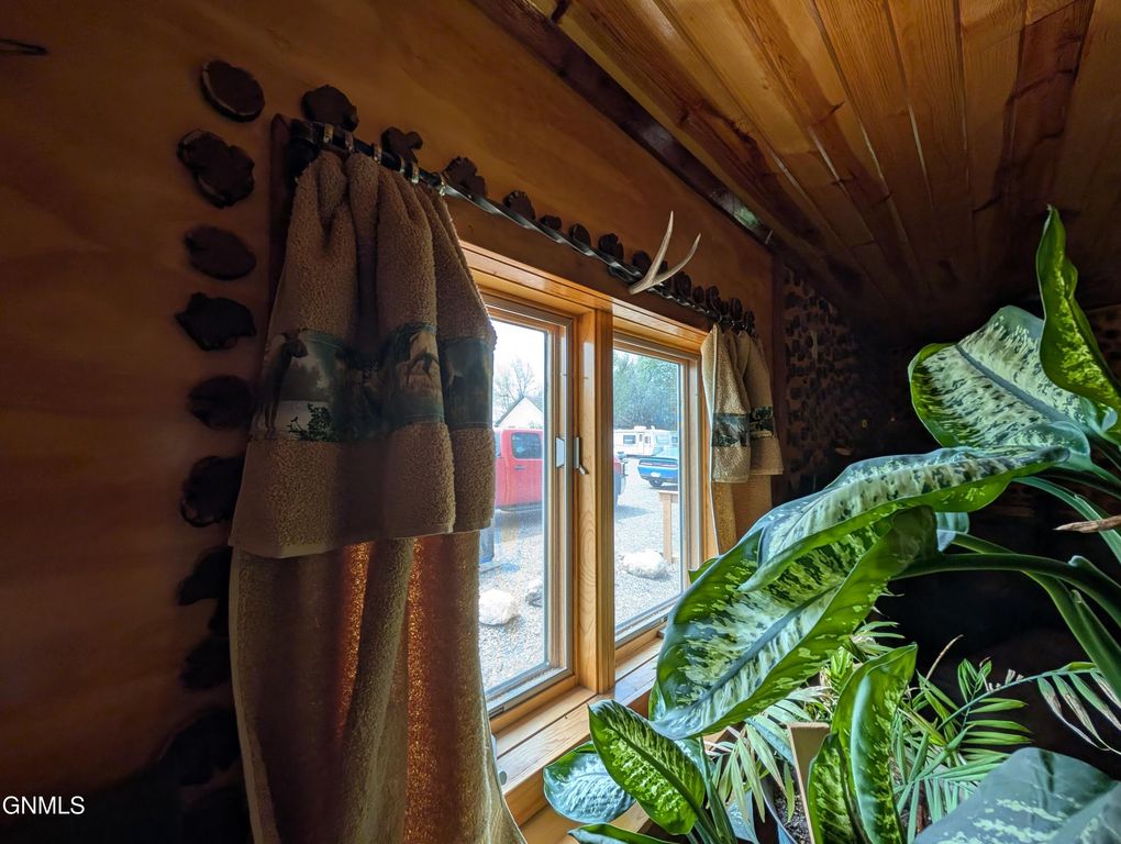 501 North Central Avenue, Sidney, MT 59270 photo 24