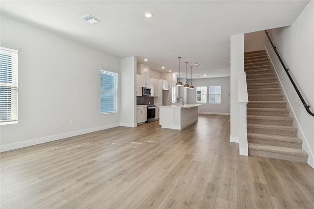 6605 N NEBRASKA AVENUE 17, Tampa, FL 33604