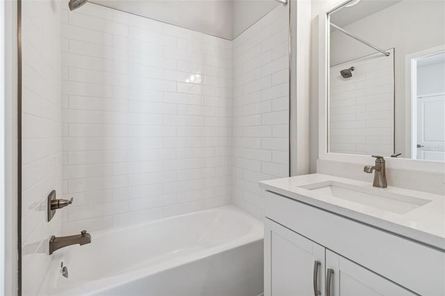 6605 N NEBRASKA AVENUE 17, Tampa, FL 33604