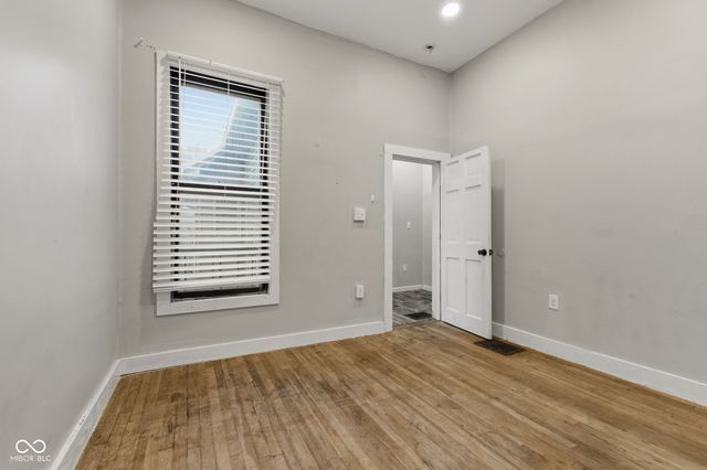 1825 W Lambert Street, Indianapolis, IN 46221