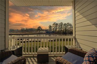 6 Harbor Watch DR # 305, Chesapeake, VA 23320