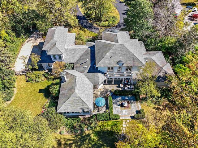 3555 NICOLET DRIVE, Green Bay, WI 54311