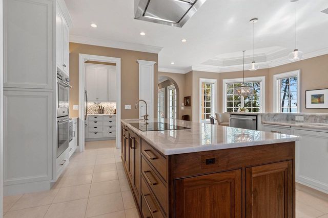 3555 NICOLET DRIVE, Green Bay, WI 54311