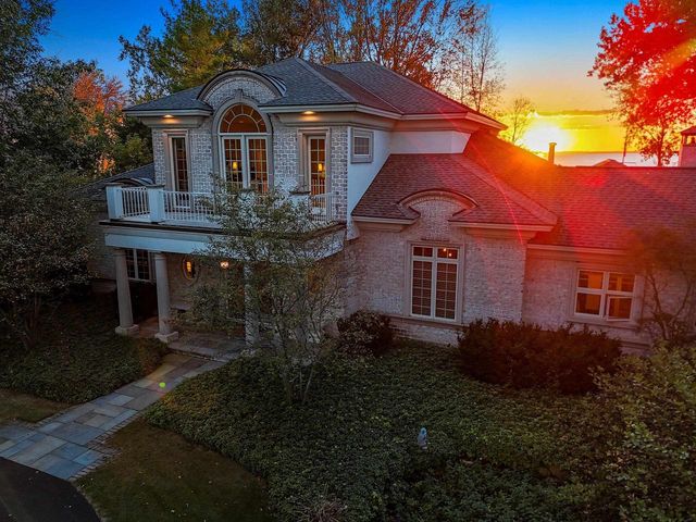 3555 NICOLET DRIVE, Green Bay, WI 54311