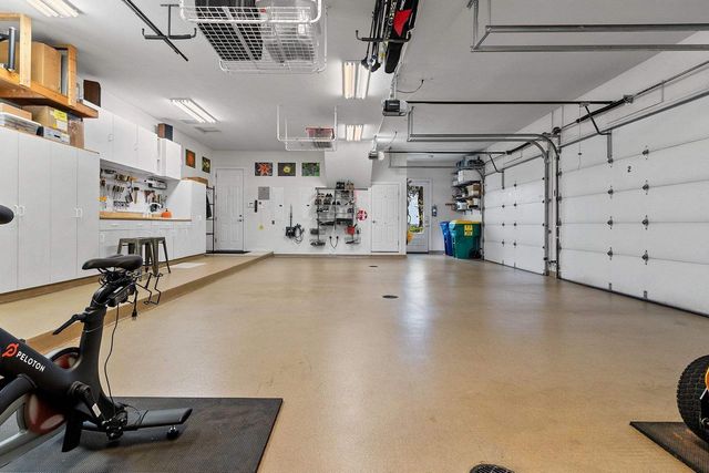 3555 NICOLET DRIVE, Green Bay, WI 54311