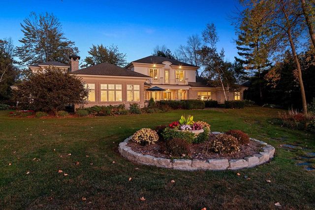 3555 NICOLET DRIVE, Green Bay, WI 54311