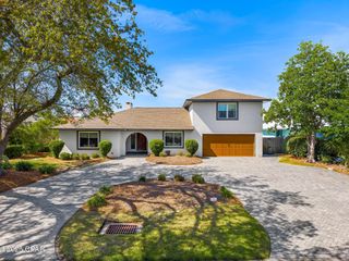 523 Wahoo Road, Panama City Beach, FL 32408