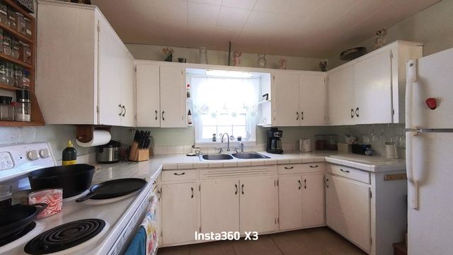 6304 County Road 1820, Pomona, MO 65789