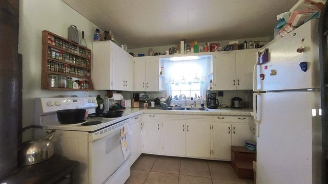 6304 County Road 1820, Pomona, MO 65789