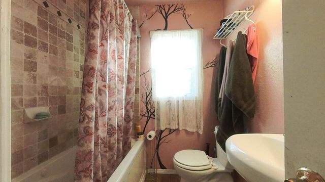 6304 County Road 1820, Pomona, MO 65789