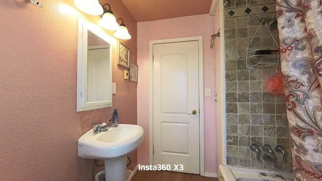 6304 County Road 1820, Pomona, MO 65789