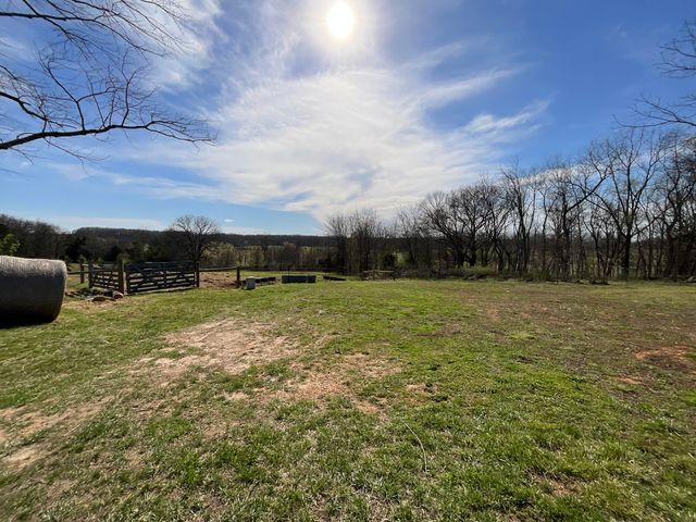 6304 County Road 1820, Pomona, MO 65789