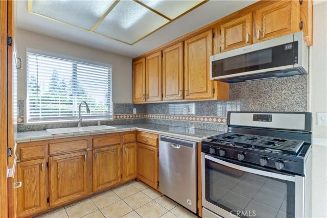 1234 Fairway, Upland, CA 91784