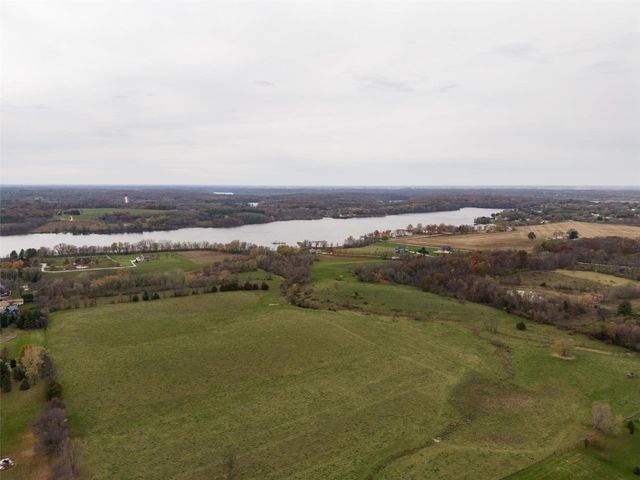 Oak Meadow Lot #25, Solon, IA 52333