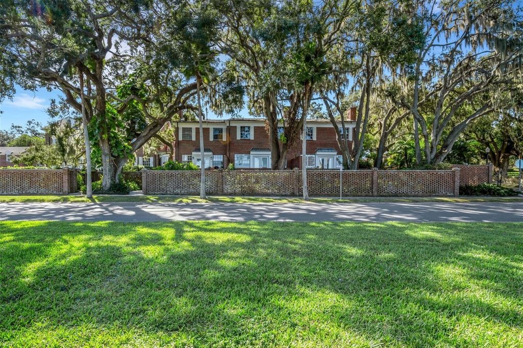 155 LAKE MORTON DRIVE 1, Lakeland, FL 33801