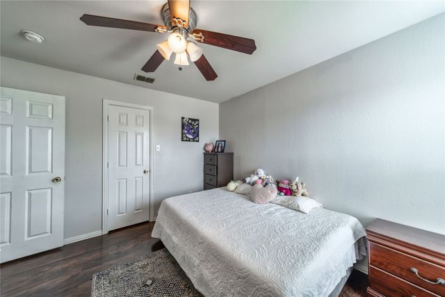 3202 Silver Point Court, Mansfield, TX 76063