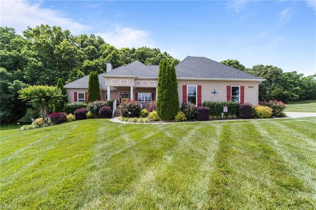 8169 Mcclanahan Drive, Browns Summit, NC 27214