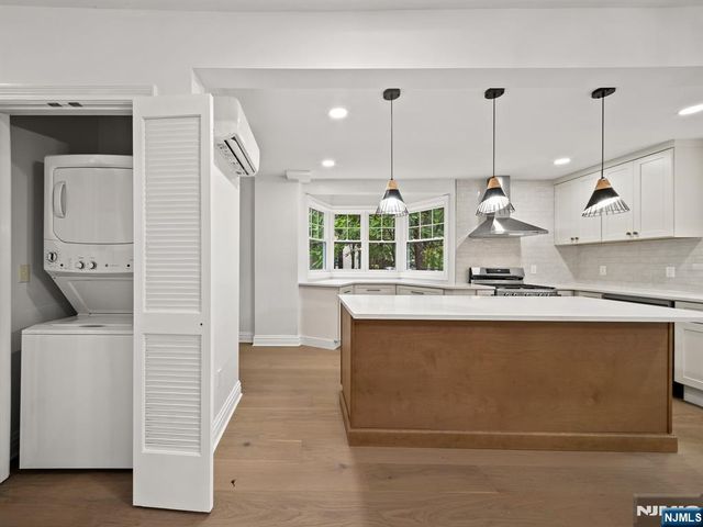 72 Fremont Avenue, Park Ridge, NJ 07656