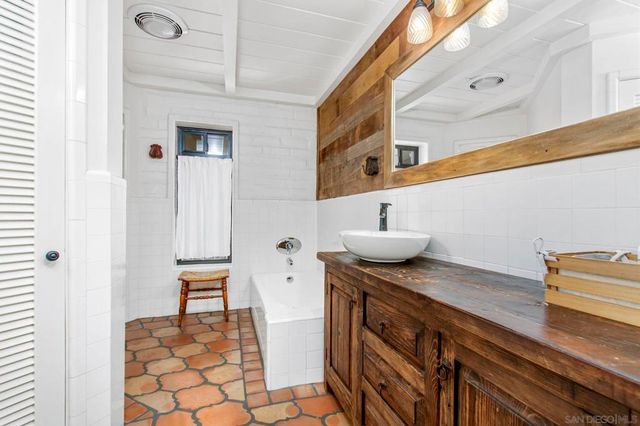 2825 Vista Del Rio, Fallbrook, CA 92028