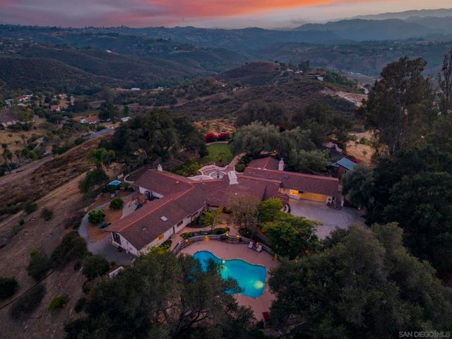 2825 Vista Del Rio, Fallbrook, CA 92028