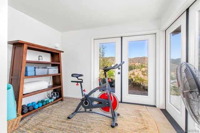 2825 Vista Del Rio, Fallbrook, CA 92028