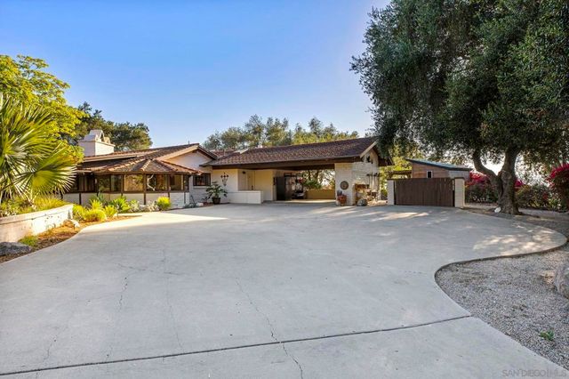 2825 Vista Del Rio, Fallbrook, CA 92028