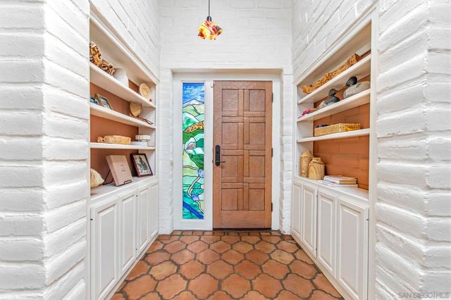 2825 Vista Del Rio, Fallbrook, CA 92028