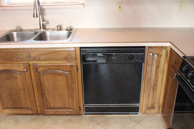 318 Creekview Circle, Crandall, TX 75114