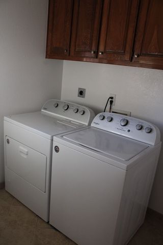 318 Creekview Circle, Crandall, TX 75114