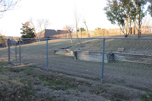 318 Creekview Circle, Crandall, TX 75114