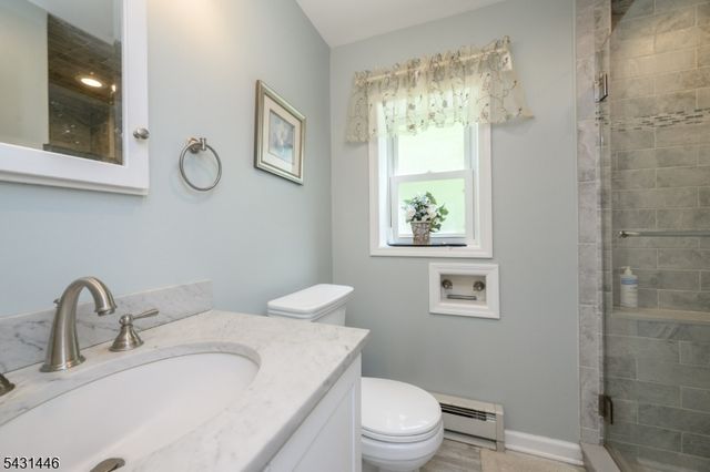 1 Ash Ln, Parsippany-troy Hills Twp., NJ 07034
