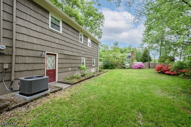 1 Ash Ln, Parsippany-troy Hills Twp., NJ 07034