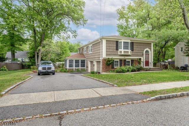 1 Ash Ln, Parsippany-troy Hills Twp., NJ 07034