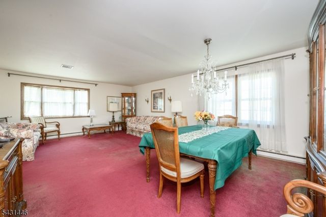 1 Ash Ln, Parsippany-troy Hills Twp., NJ 07034