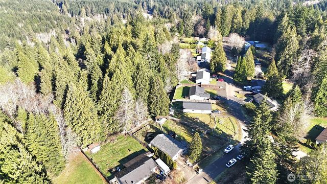 101 Edgewood Avenue, Elma, WA 98541