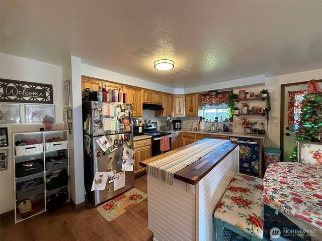 101 Edgewood Avenue, Elma, WA 98541