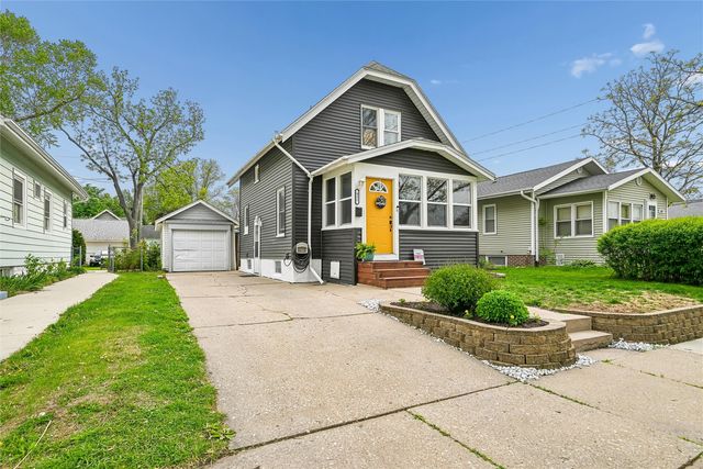 921 H Avenue NW, Cedar Rapids, IA 52405