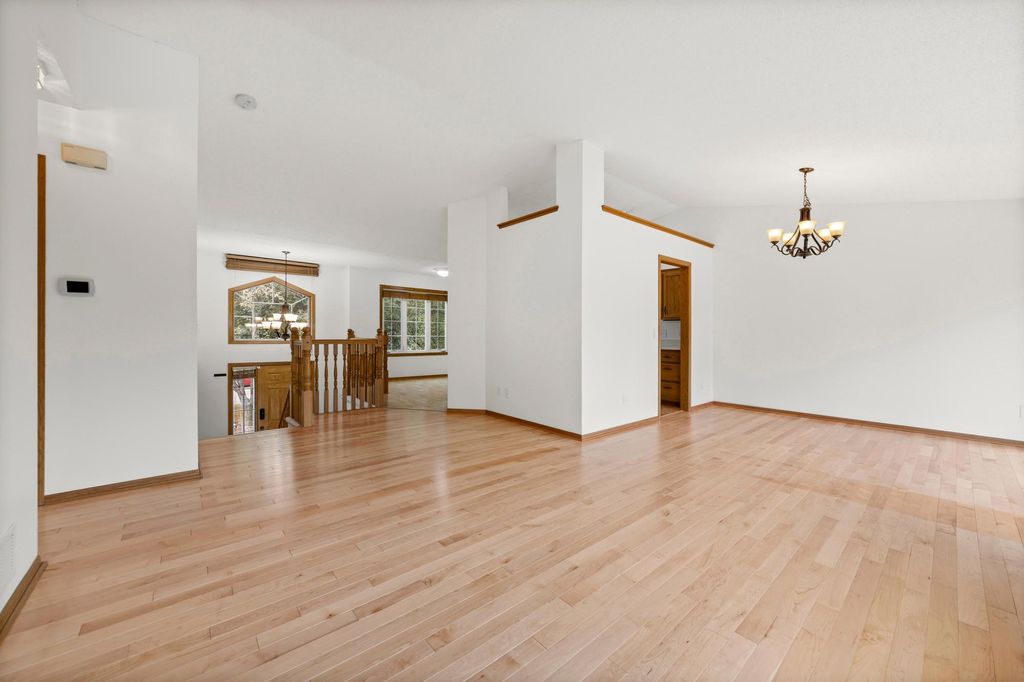 9024 Nevada Avenue N, Brooklyn Park, MN 55445 — photo 3