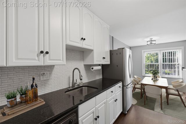 22886 Talford Street, Novi, MI 48375