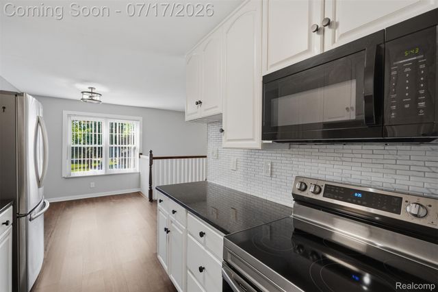 22886 Talford Street, Novi, MI 48375