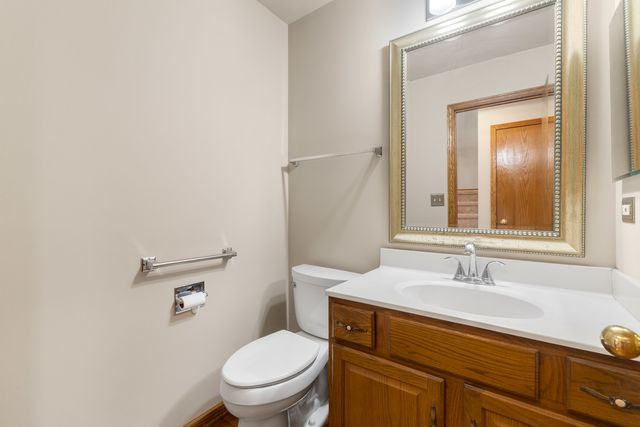 7811 Bristol Park Drive, Tinley Park, IL 60477