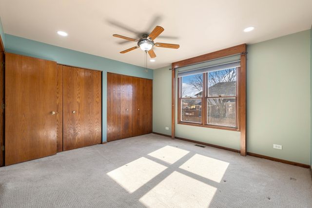 7811 Bristol Park Drive, Tinley Park, IL 60477