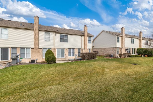 7811 Bristol Park Drive, Tinley Park, IL 60477